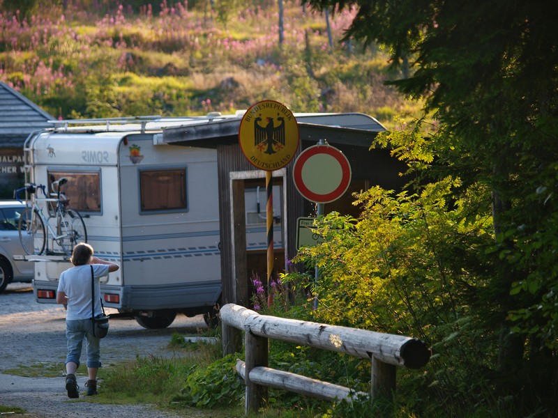 Auf der Reisen mit Wohnmobil an der Tschechischen Grenze